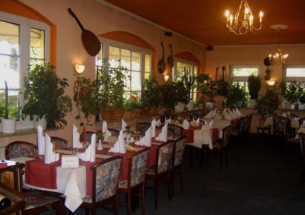 Don Giovanni Ristorante Italiano mit Sommergarten